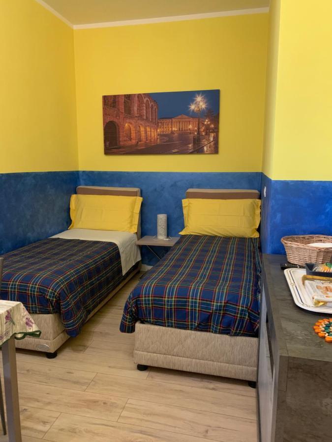 Casa Rosalina Appartement Verona Buitenkant foto